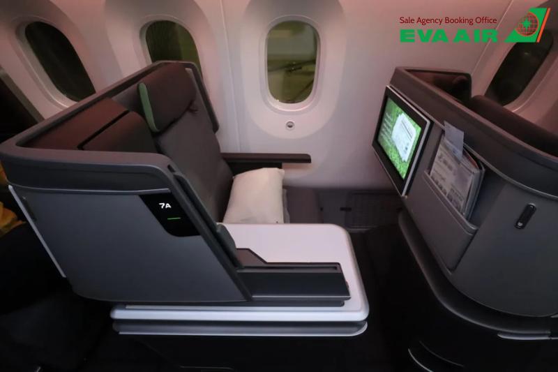 phí nâng hạng Business EVA Air, phí nâng hạng thương gia EVA Air, giá nâng hạng Business EVA Air, phí nâng hạng ghế Business EVA Ai, Trả phí nâng hạng Business EVA Air, phí nâng cấp lên thương gia EVA Air, Giá nâng cấp vé thương gia EVA Air 