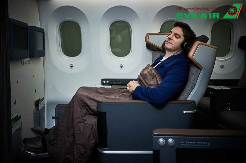 Upgrade vé Business EVA Air bằng dặm bay, tối ưu dặm EVA Air đổi vé Business, nâng cấp vé Business EVA Air bằng dặm bay, đổi dặm nâng hạng Business EVA Air, nâng hạng Business EVA Air, Dùng dặm Upgrade vé Business EVA Air, nâng hạng vé EVA Air bằng dặm