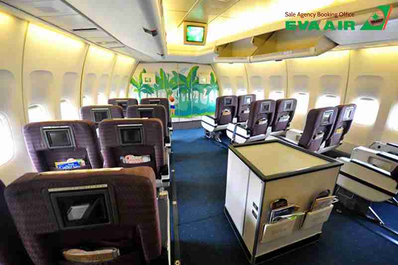 chọn ghế miễn phí trên EVA Air,hạng vé EVA Air được chọn ghế miễn phí, Preferred Seat miễn phí EVA Air, ghế miễn phí tiêu chuẩn EVA Air, Ghế ưu tiên EVA Air, Ghế rộng chân EVA Air, Ghế cạnh cửa thoát hiểm EVA Air, Quyền lợi chọn ghế miễn phí EVA Air