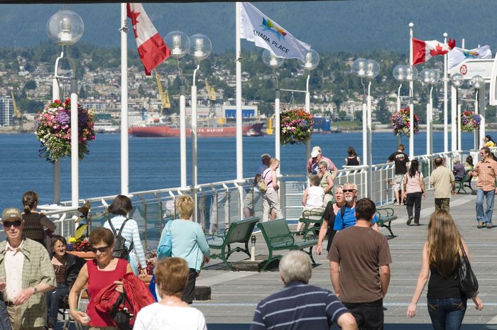 Vé máy bay đi Canada