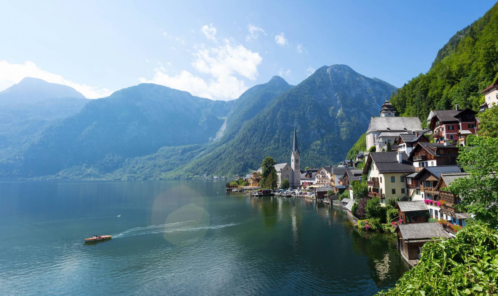 vé máy bay đi Hallstatt giá rẻ