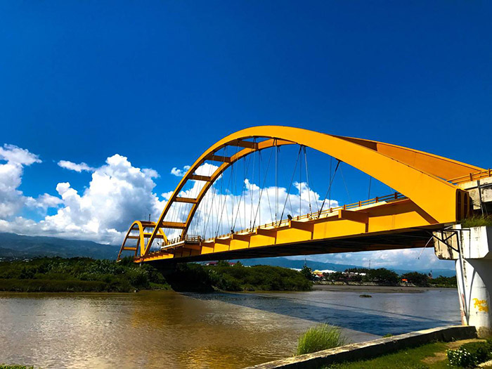 vé máy bay đi Palu giá rẻ 2