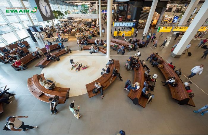 Sân bay Amsterdam (AMS)