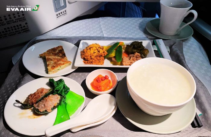 Ẩm thực EVA Air đường dài