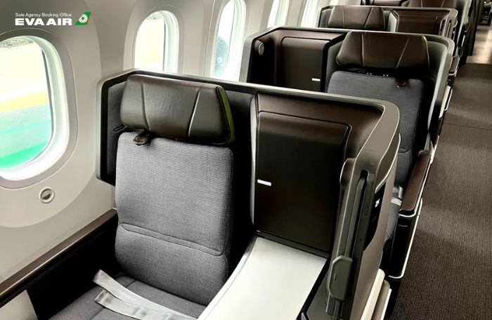 Khoang ghế EVA Air quốc tế