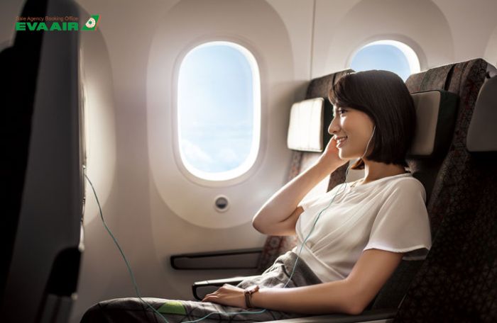 Khoang hành khách EVA Air